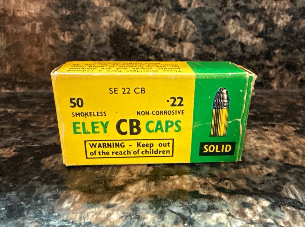 Vintage ELEY CB CAPS 22 Smokless Non Corrosive Solid Ammo Box Empty Good