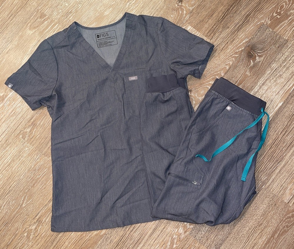 Figs scrub set Women's Small Catarina Top/zamora Jogger graphite gray