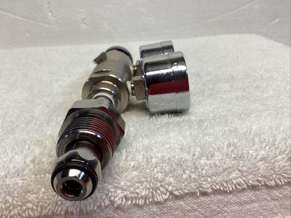 Air Liquide model 1003 regulator New *untested*