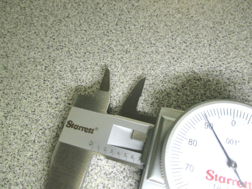 NEW Starrett 0-8" White Face Dial Caliper #3202-8