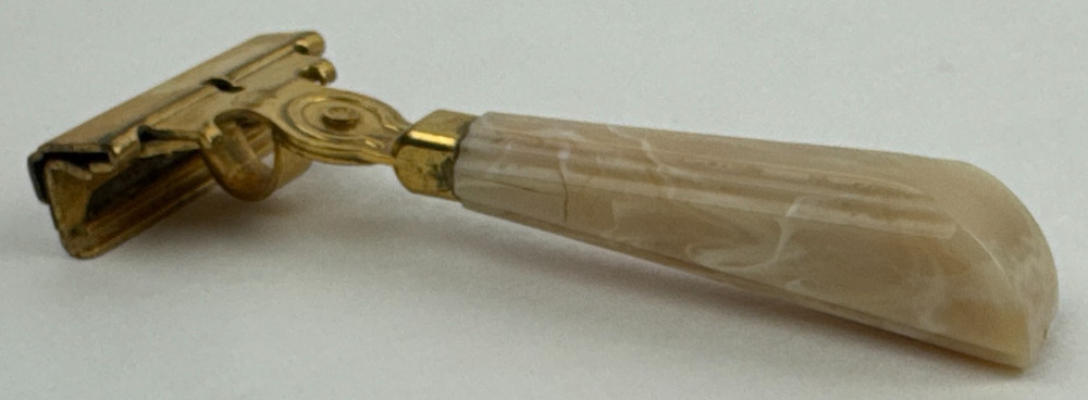 Vintage Schick Eversharp Injector Razor With Bakelite Handle