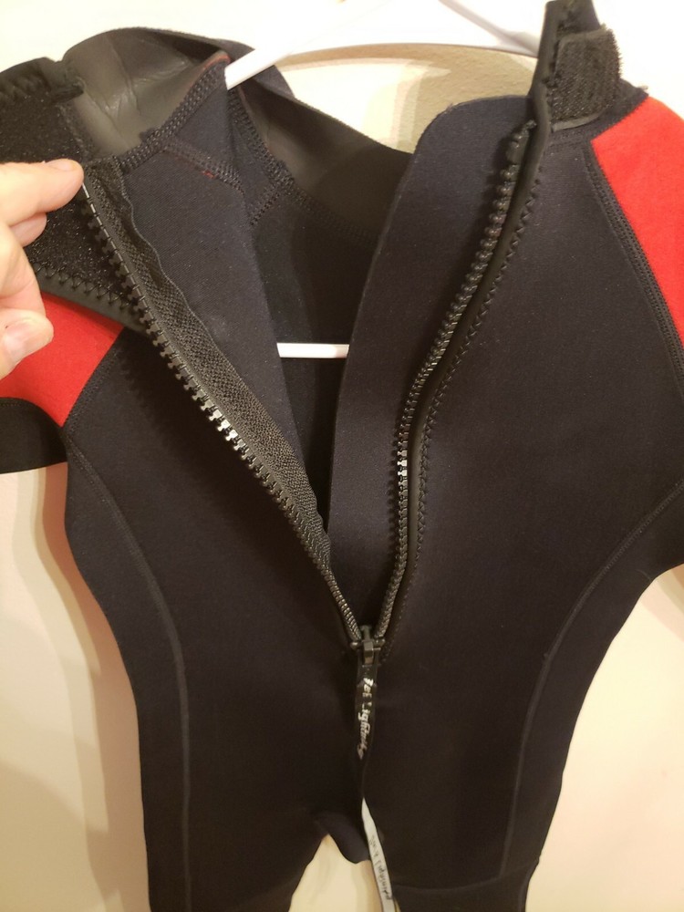 DARK LIGHTNING explorer Premium Neoprene Wetsuit L/S Children's SIZE 8