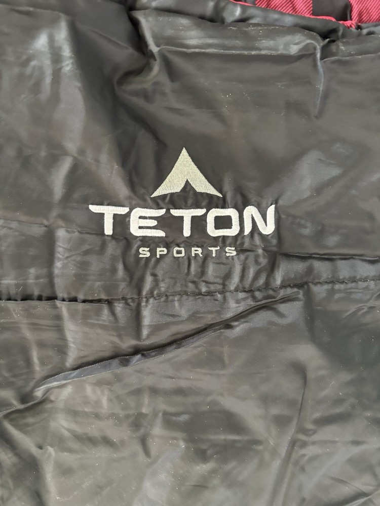 TETON Sports Rectangular Sleeping Bag Black Red Plaid Interior Camping