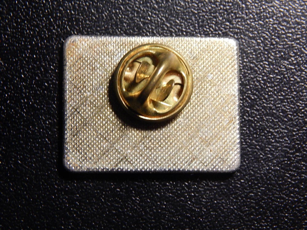 CELEBRATE FREEDOM PINBACK! WW102USC2