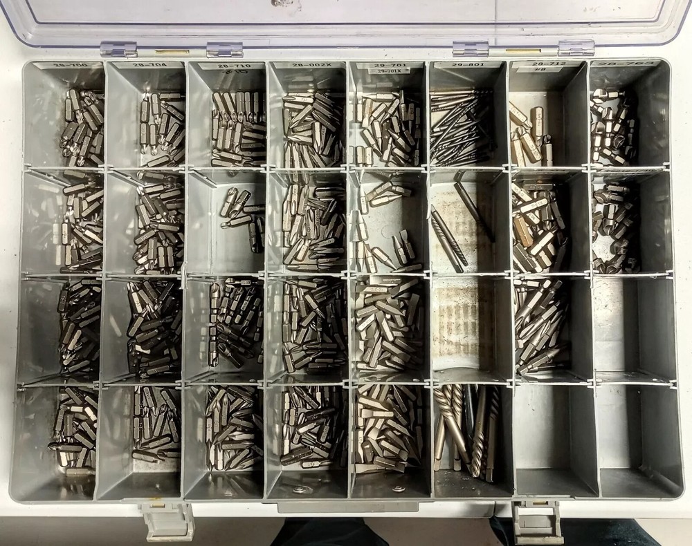 Screwdriver Insert/Torque Bit Set - 700 Piece Various Sizes