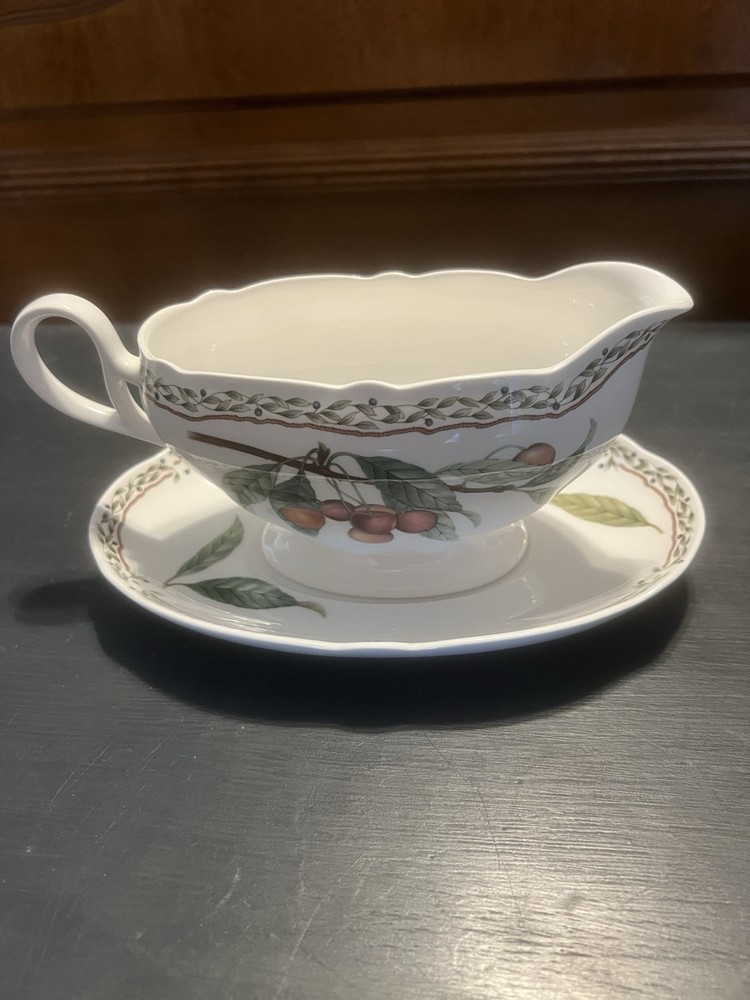 Noritake Primach Royal Garden Creamer