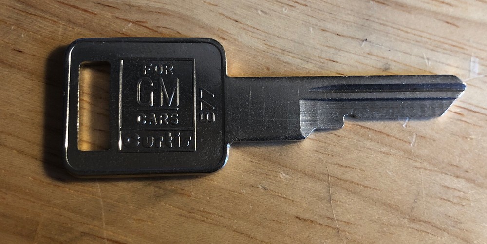 GM BLANK KEYS B-77 UNCUT CURTIS KEYS