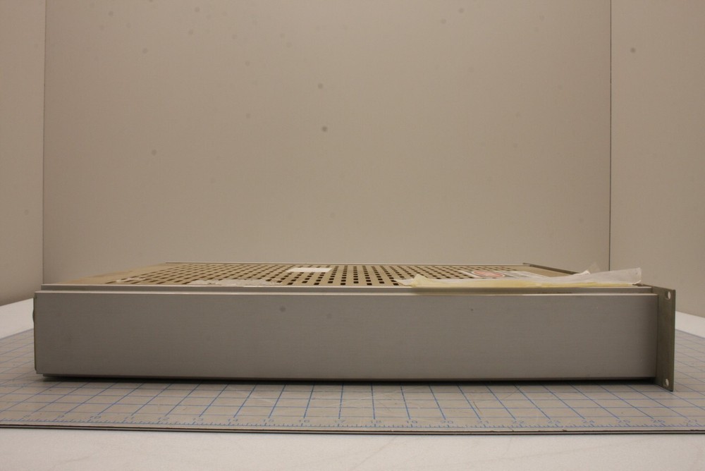 04705184-01 / PROCESS INTERFACE CHASSIS / VARIAN