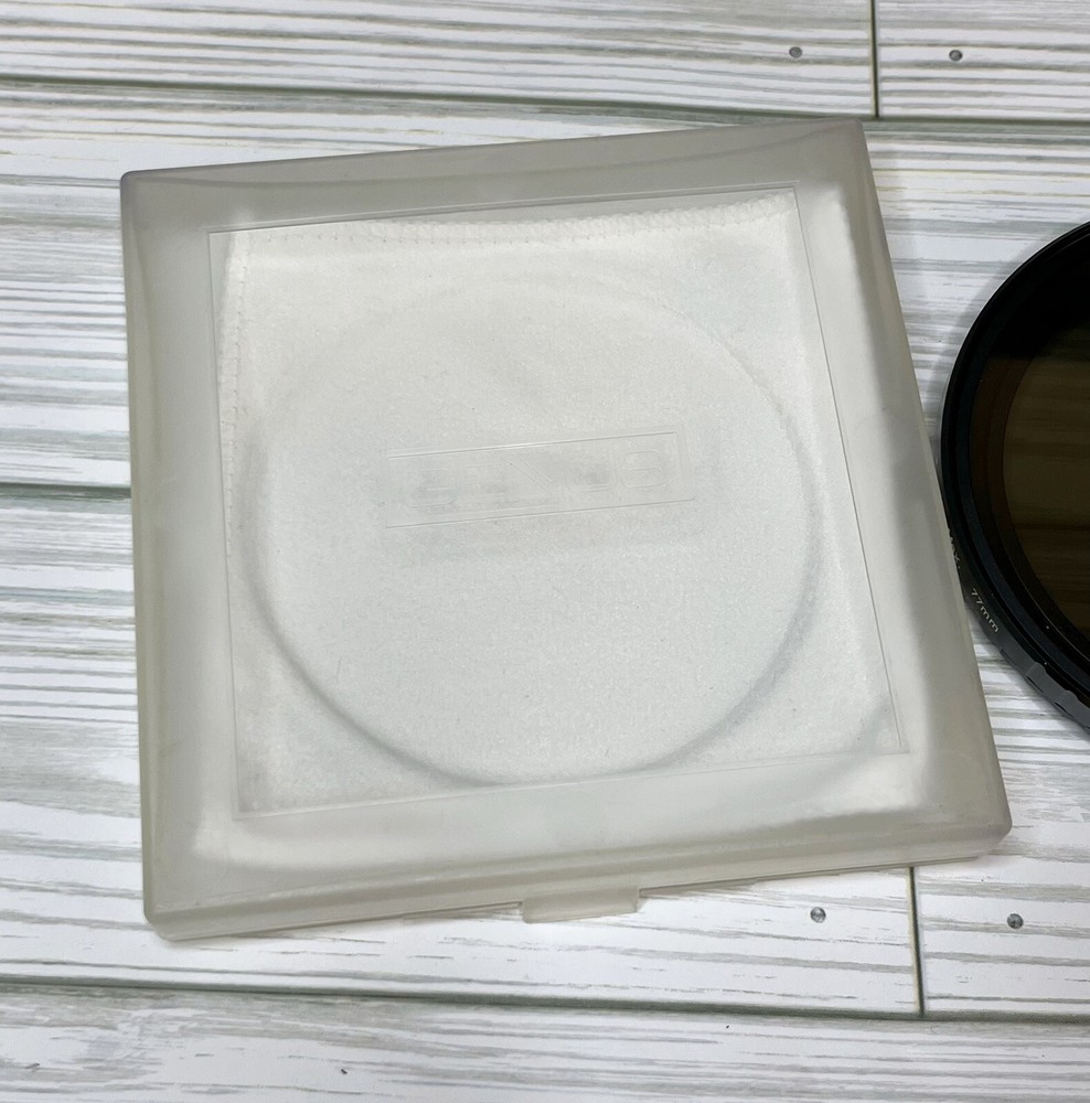 Genus 77mm ND Filter with Case, Microfiber, And Hardware Good