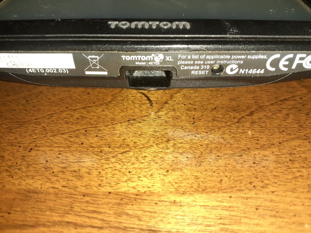 TOMTOM XL N14644 CANADA 310 GPS ** TESTED **