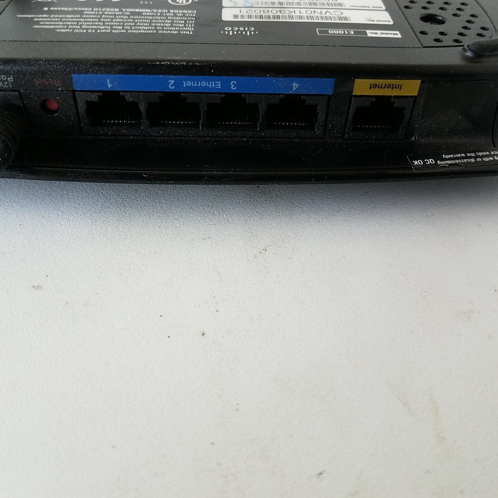 Cisco Linksys E1000 Wireless Router 4 Port