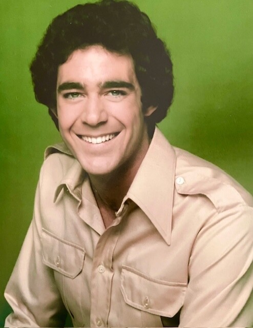 BARRY WILLIAMS signed 8x10 photo - Greg Brady