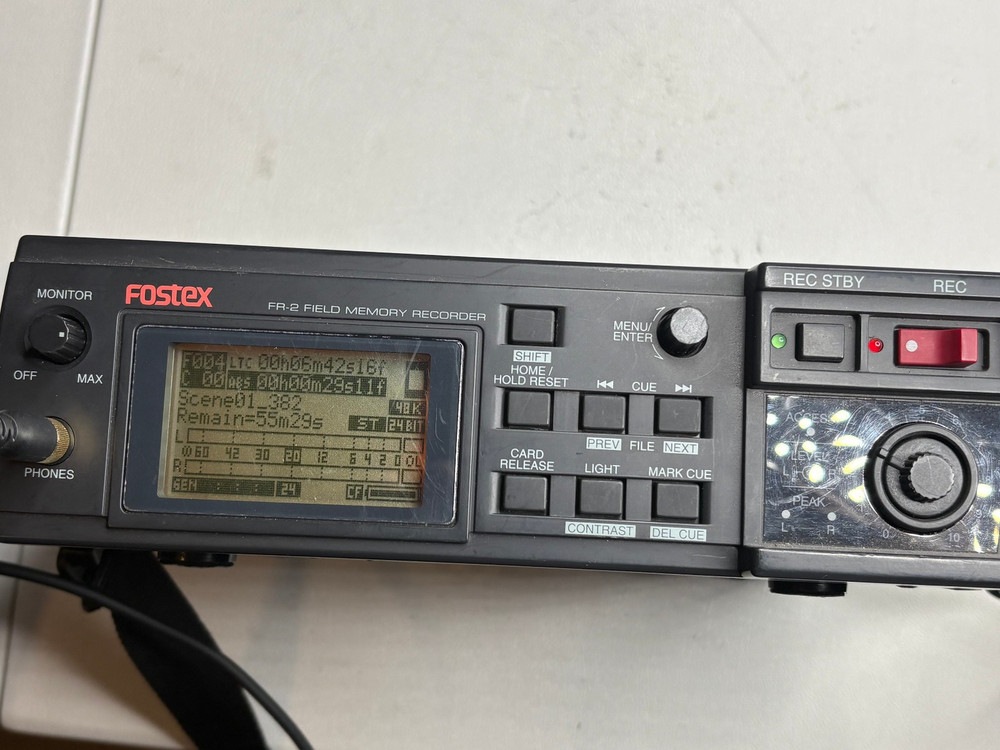 Fostex FR-2 Stereo Field Memory Recorder