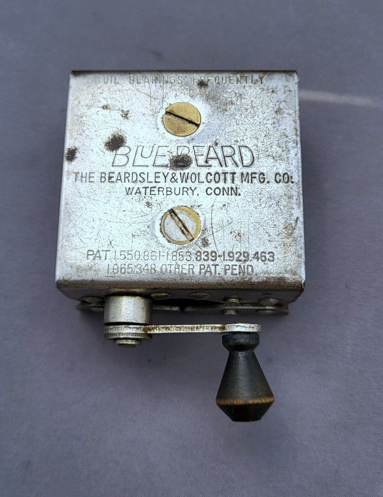 Vintage BLUEBEARD  - STROPPER - For Double Edge Blades