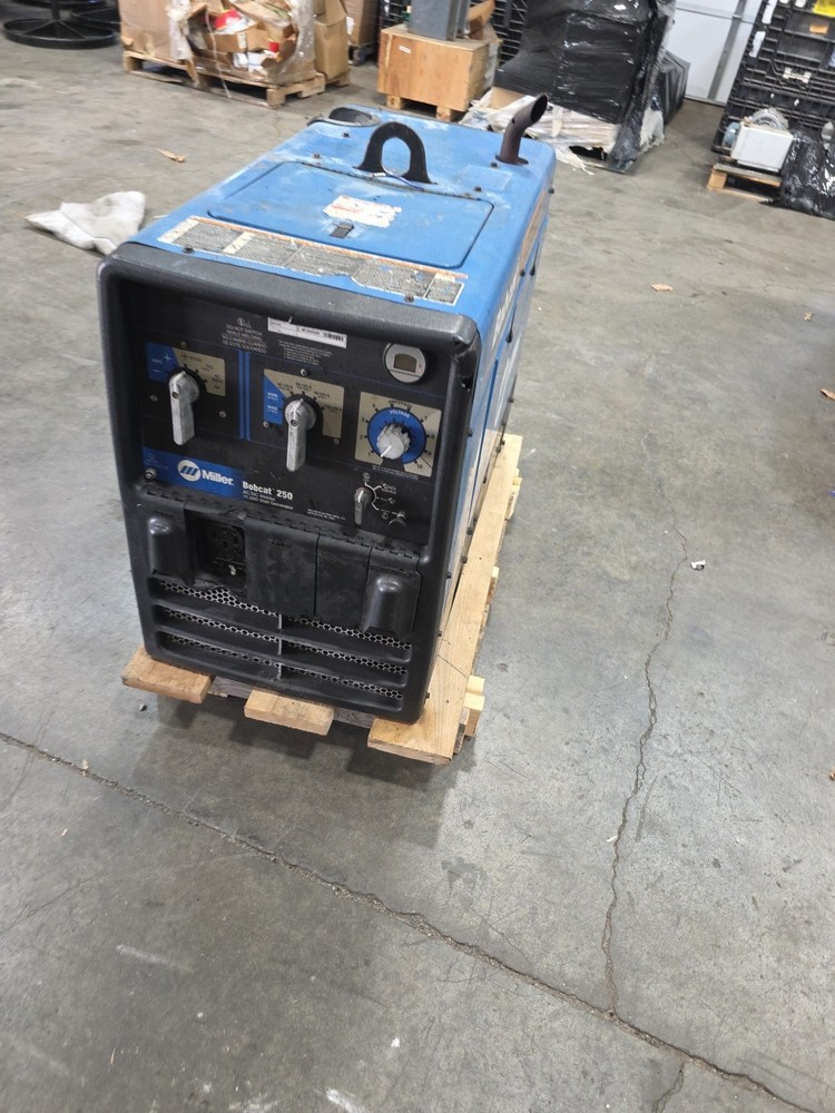 Miller Bobcat 250LP Welder