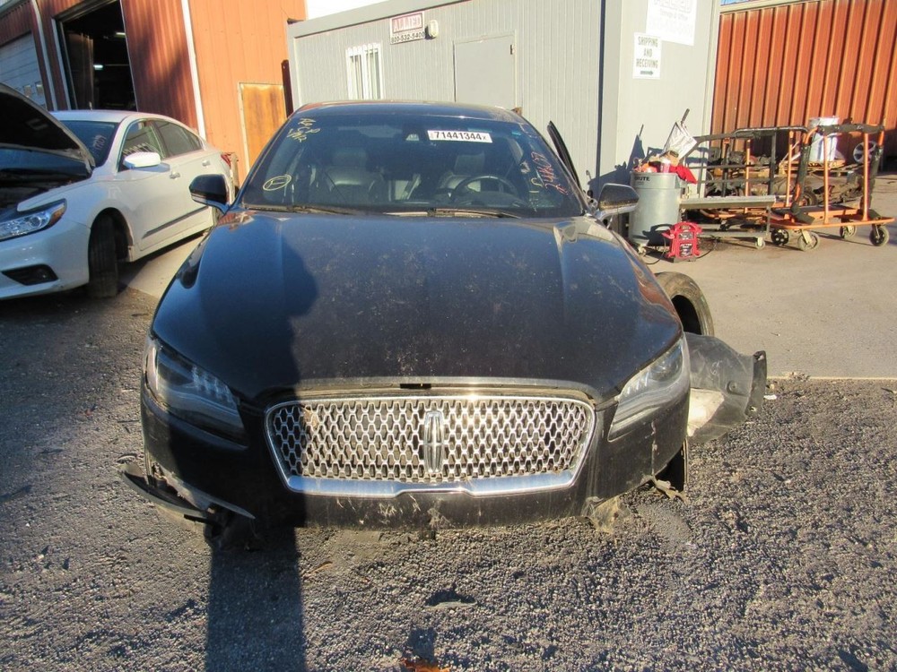 MKZ 2020 Glove Box 1008161