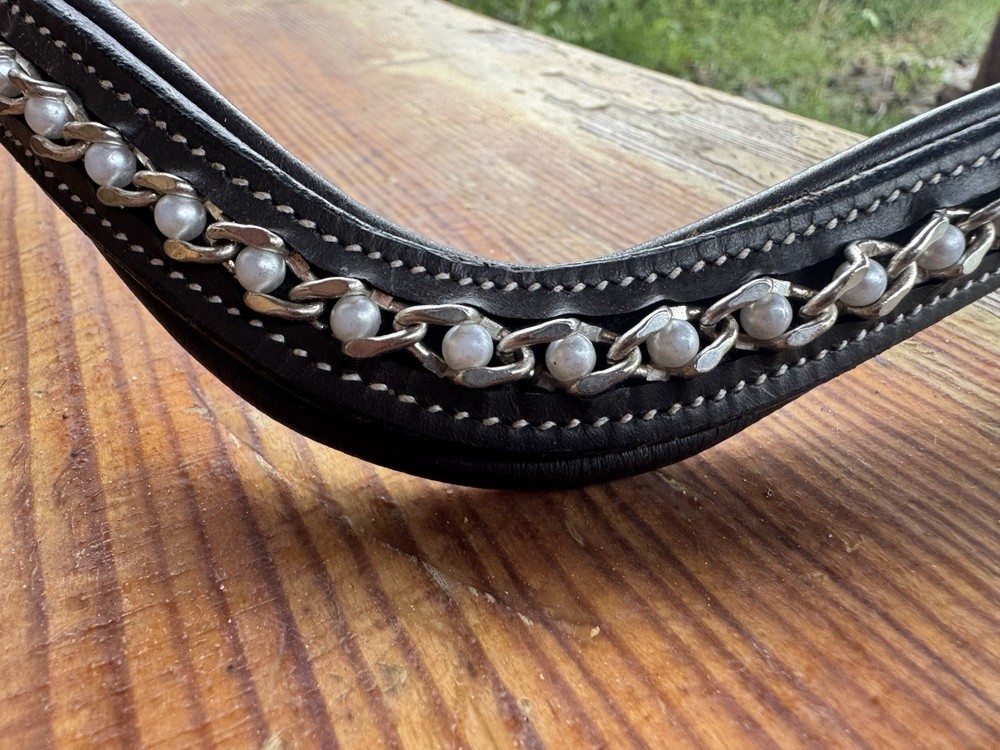 Beautiful Pearl Brow Band .