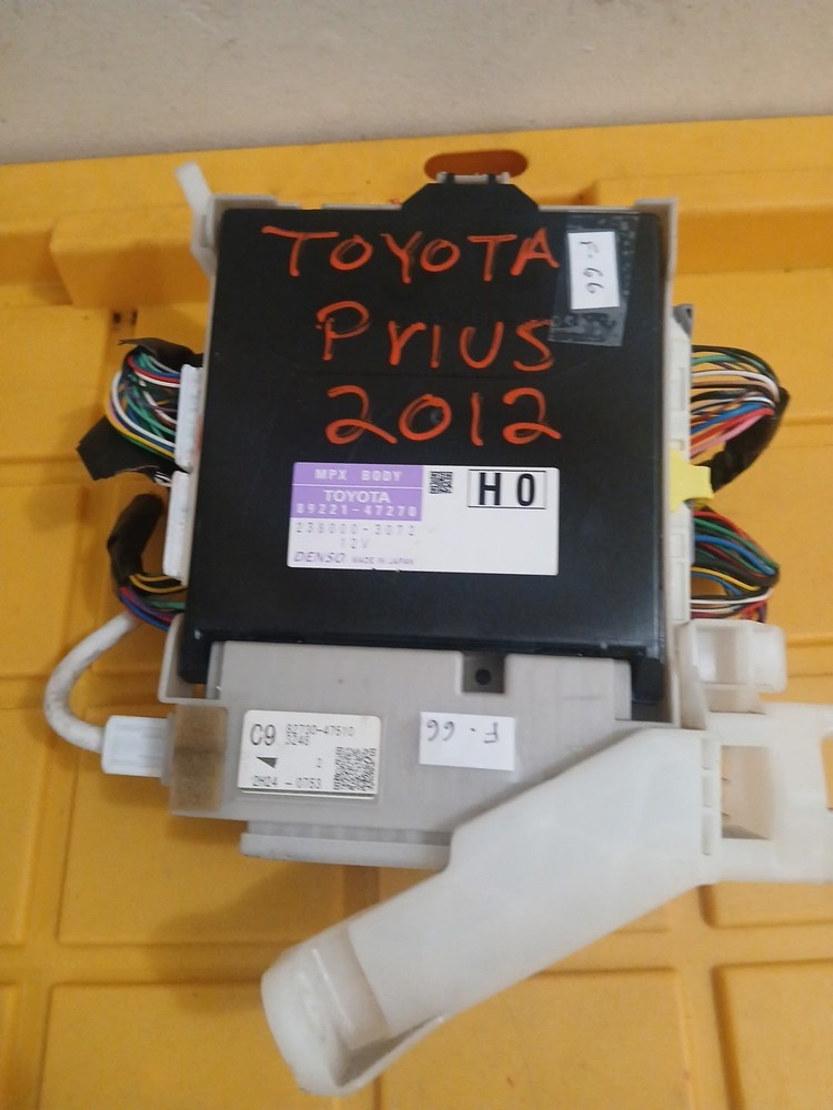 2012 Toyota Prius Multiplex Body Control Module #89221-47270
