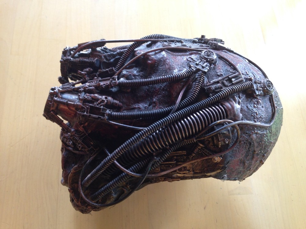 Borg Style Mask, Brown Resin
