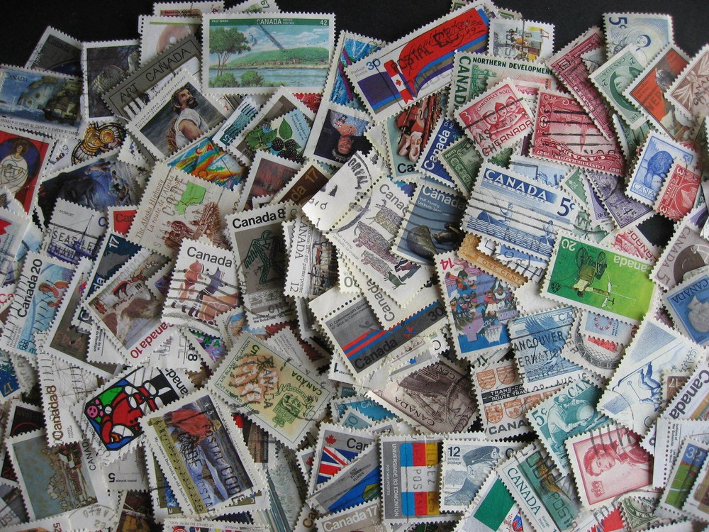 CANADA collection of 1500 different with nice modern, check them out!