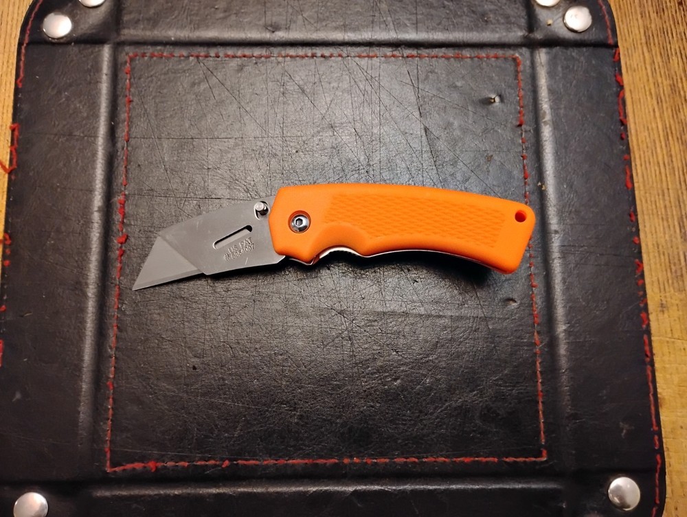 Gerber Edge Utility Knife TacHide Rubber Handle Liner Lock Thumb Stud Open