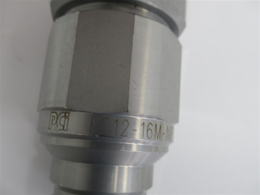 CPI FF12-16M-NPT , 1" NPTF Flat Face Quick Coupling