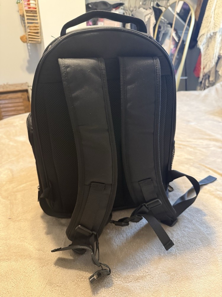 Cat Carrier Back Pack For Medium Sized Animal NOT LARGE