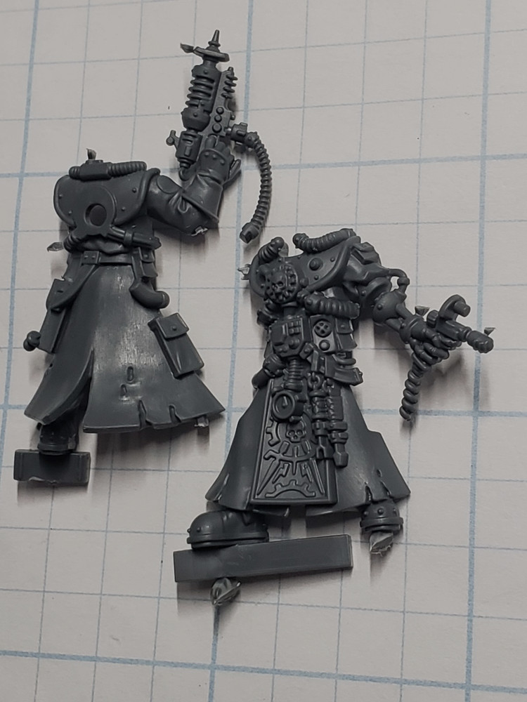 Warhammer 40k Adeptus Mechanicus Bits Technoarcheologist Robed Bionic Torso #02