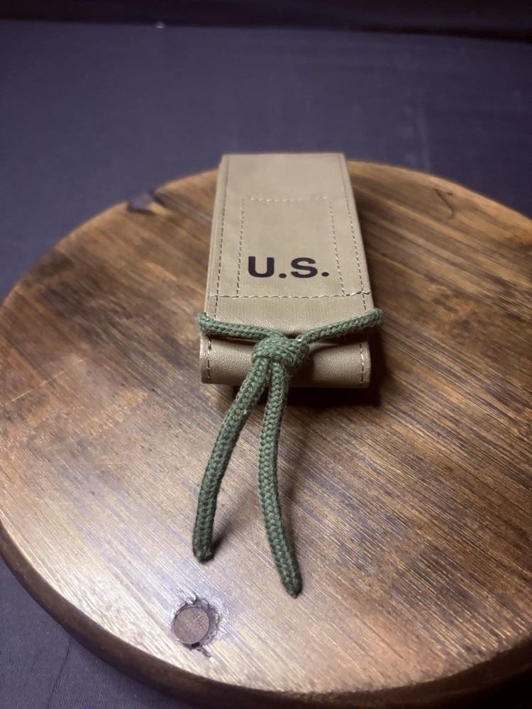 U.S. Military Pouch