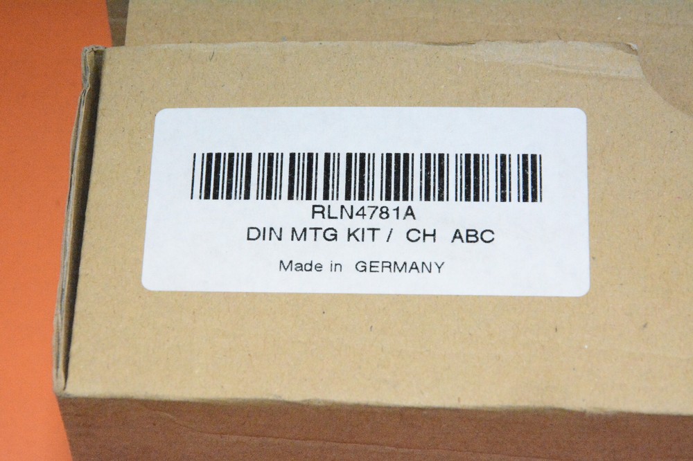 Motorola RLN4781 Dashboard Mount Kit