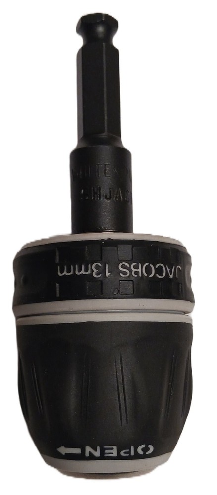 WHITE- 1/2 JACOBS KEYLESS PLASTIC SOFT GRIP CHUCK  WITH 7/16 HEX  DRIVER