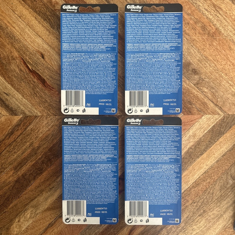Gillette Sensor 3 Refill Razor Blade Cartridges - 4 Packs (32 Razors)