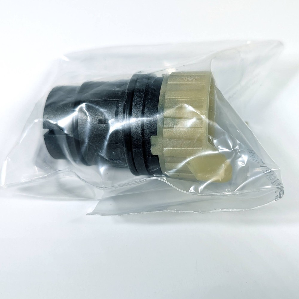 UPDATED Genuine Mercedes E300 08-09 Transmission Connector Data Plug Bushing OEM