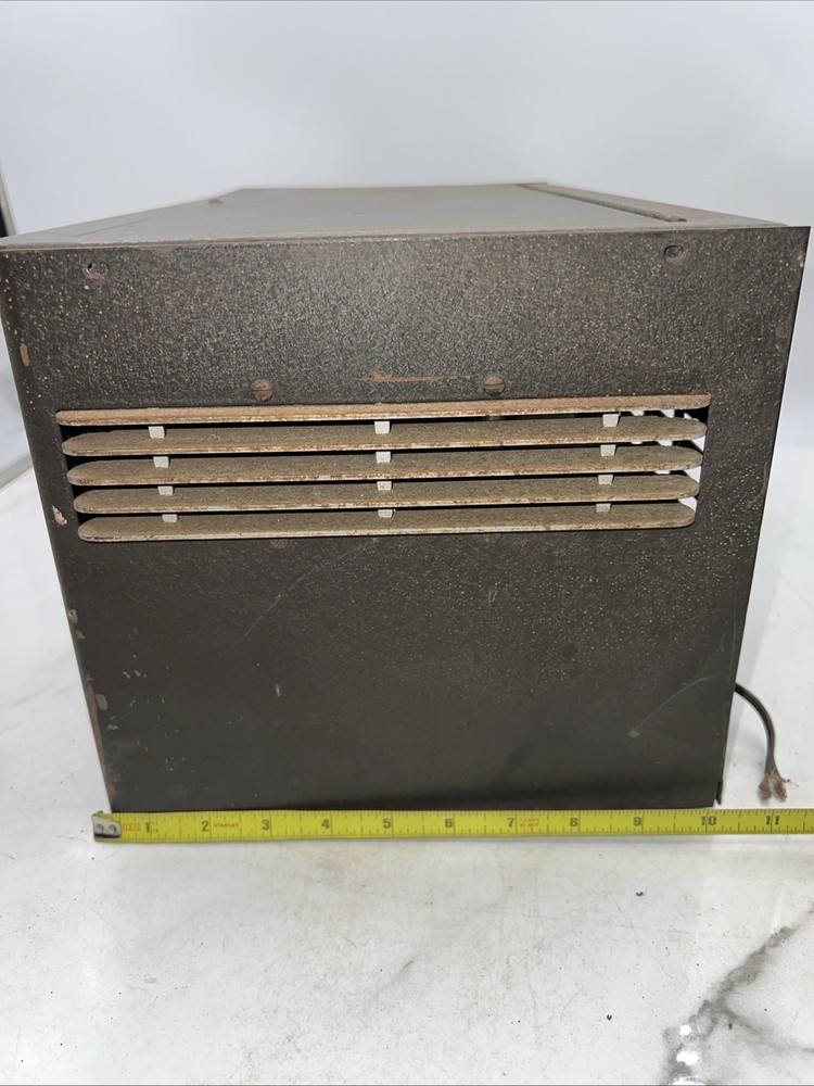 Hallicrafts Skyrider Defiant SX-24 High Frequency Communications Receiver