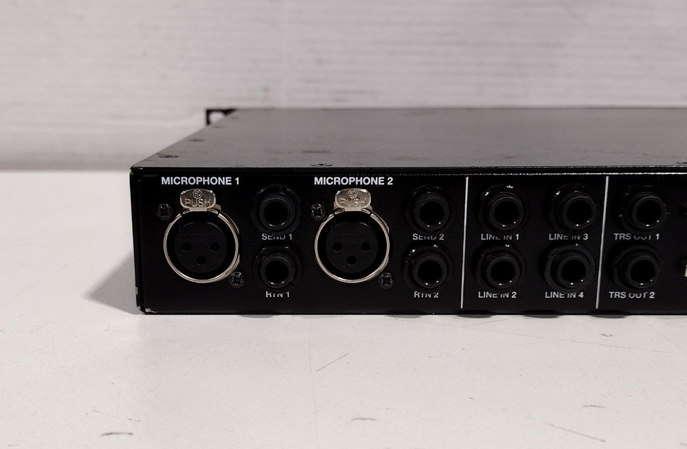 Avid HD Omni All-In-One Professional Pro Tools High-Resolution Audio Interface