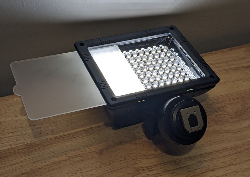Padcaster Xp-38 Led Video Light Variable Brightness Daylight Balanced Tested