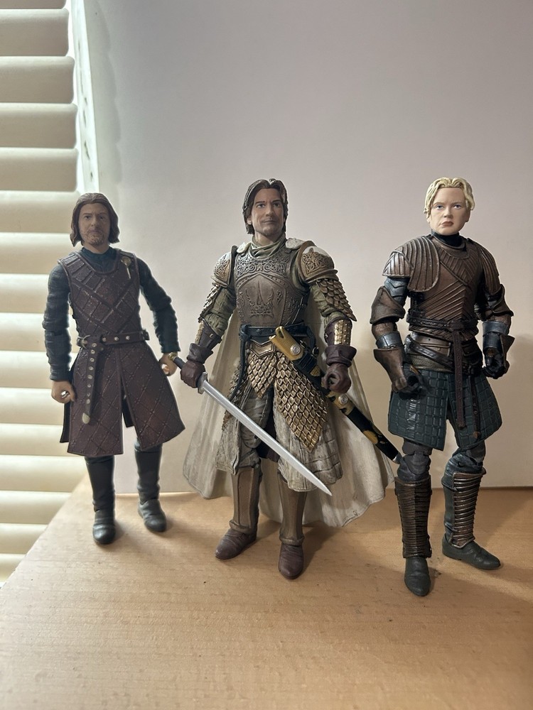 GAME OF THRONES Set With Figures
