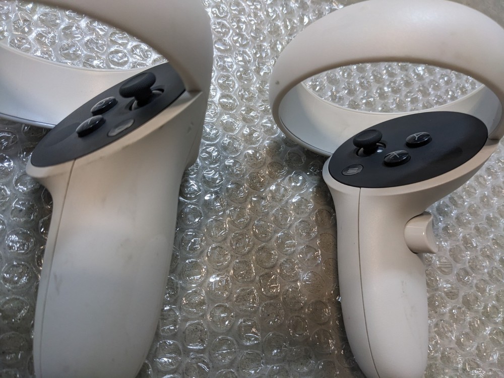 GENUINE Oculus Meta Quest 2 VR Controller Pair - Left and Right Controllers ONLY