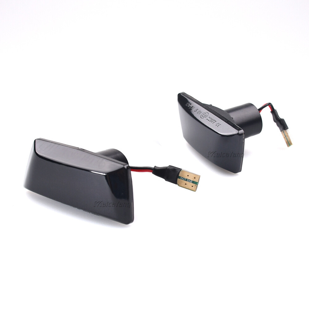 1Pair For Saturn Aura 2007 2008 2009 2010 Dynamic LED Side Marker Light