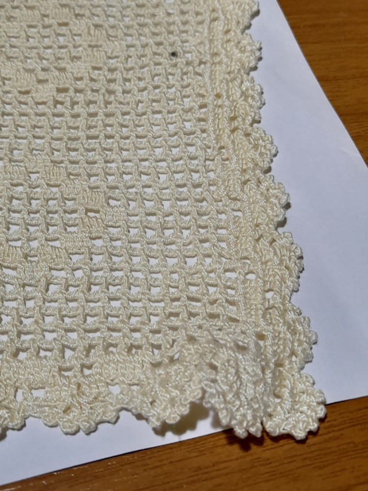 VINTAGE 18 GRAM CROCHET DOZER