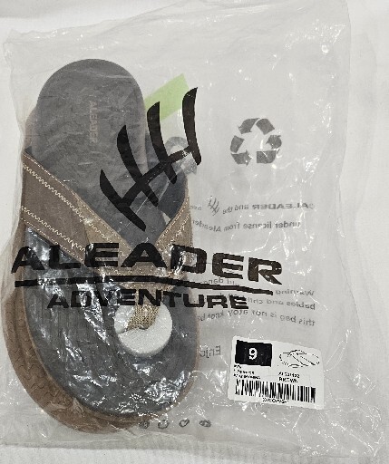 ALEADER Mens Flip Flops Beach Sandals, Arch Support With Soft Cushion Size 9