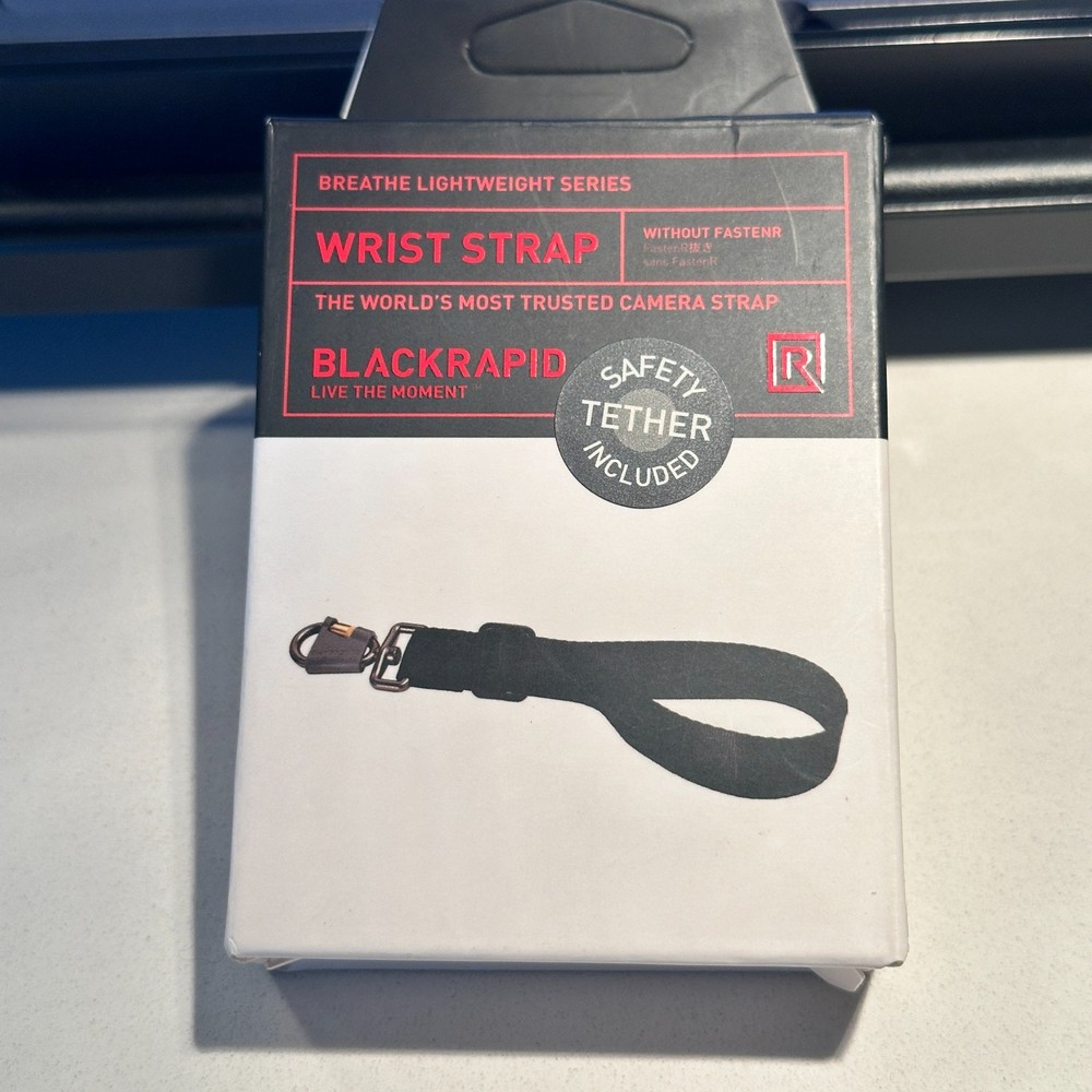 BlackRapid Breathe Wrist Camera Strap with FR-5 FastenR