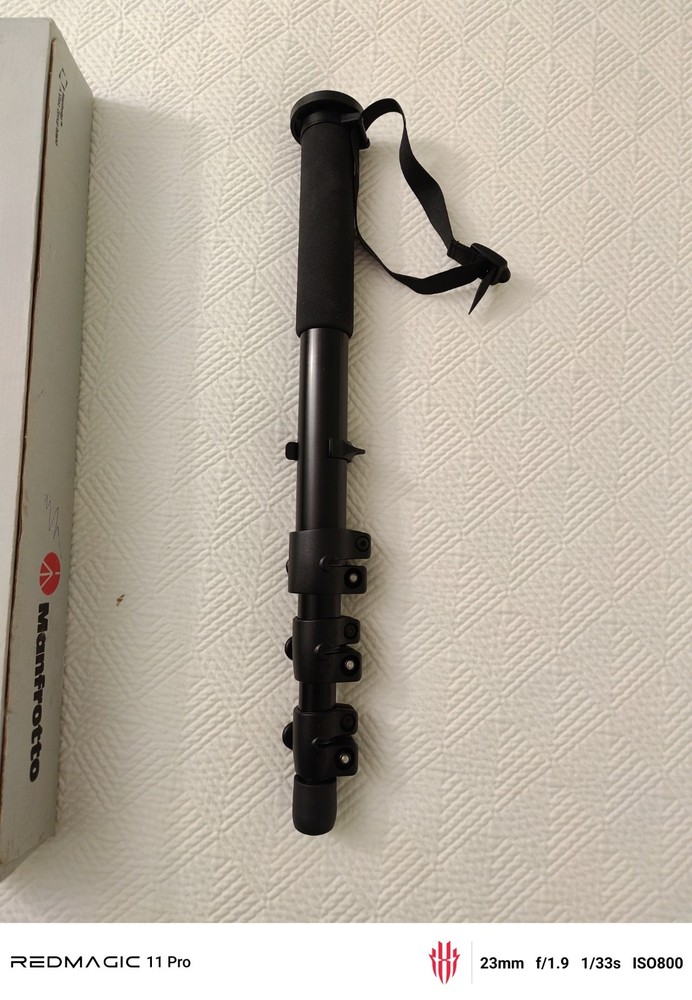 Used Manfrotto 680B Monopod