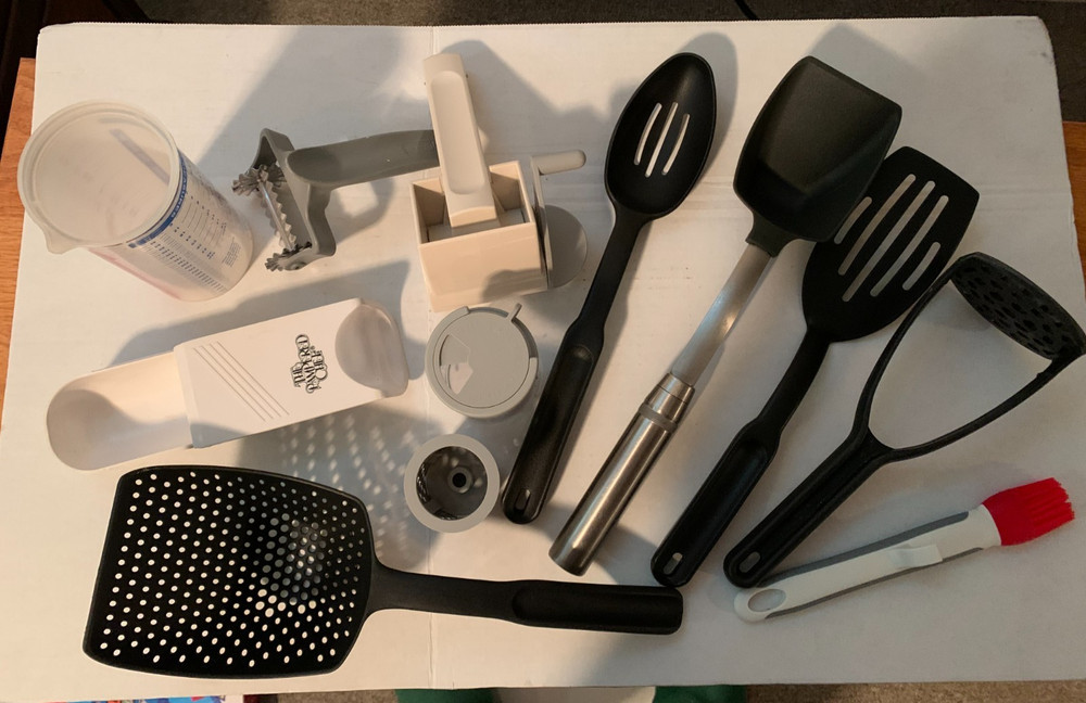 Pampered Chef Plastic Utensils CHOOSE ONE A24