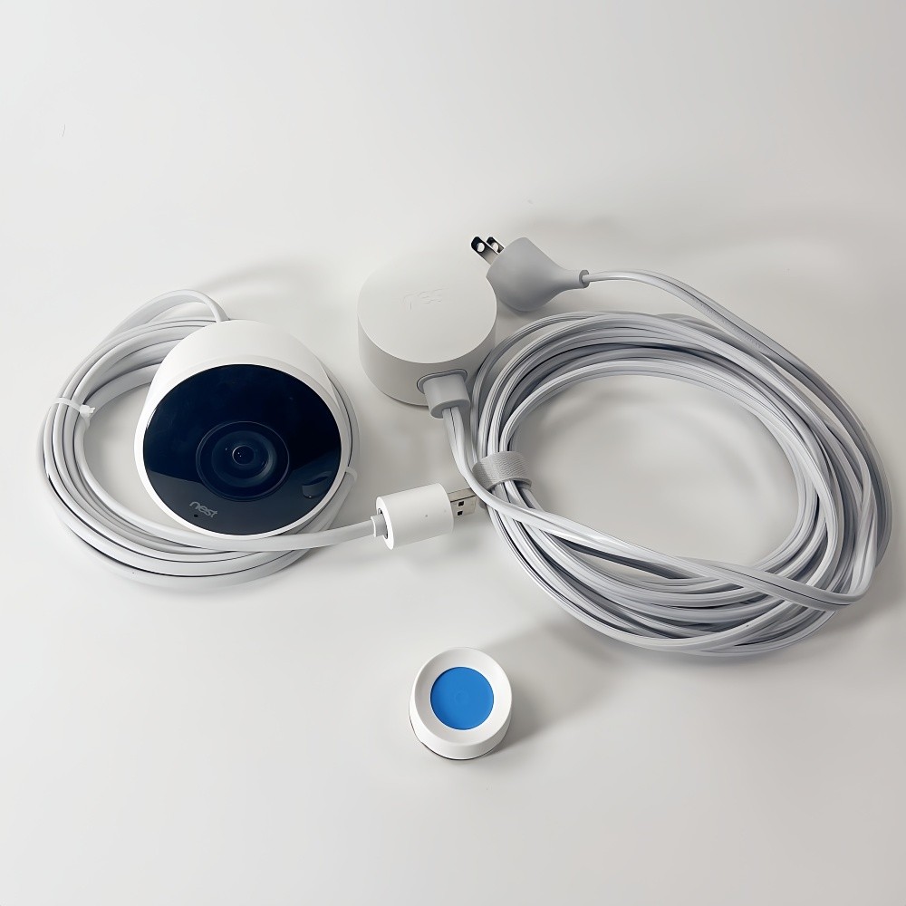 Google Nest 1 Gen Outdoor Security Camera With Extended Cable Adapter / Magnet