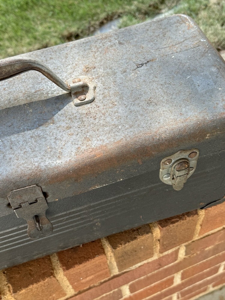 Vintage Metal Toolbox Possibly Craftsman
