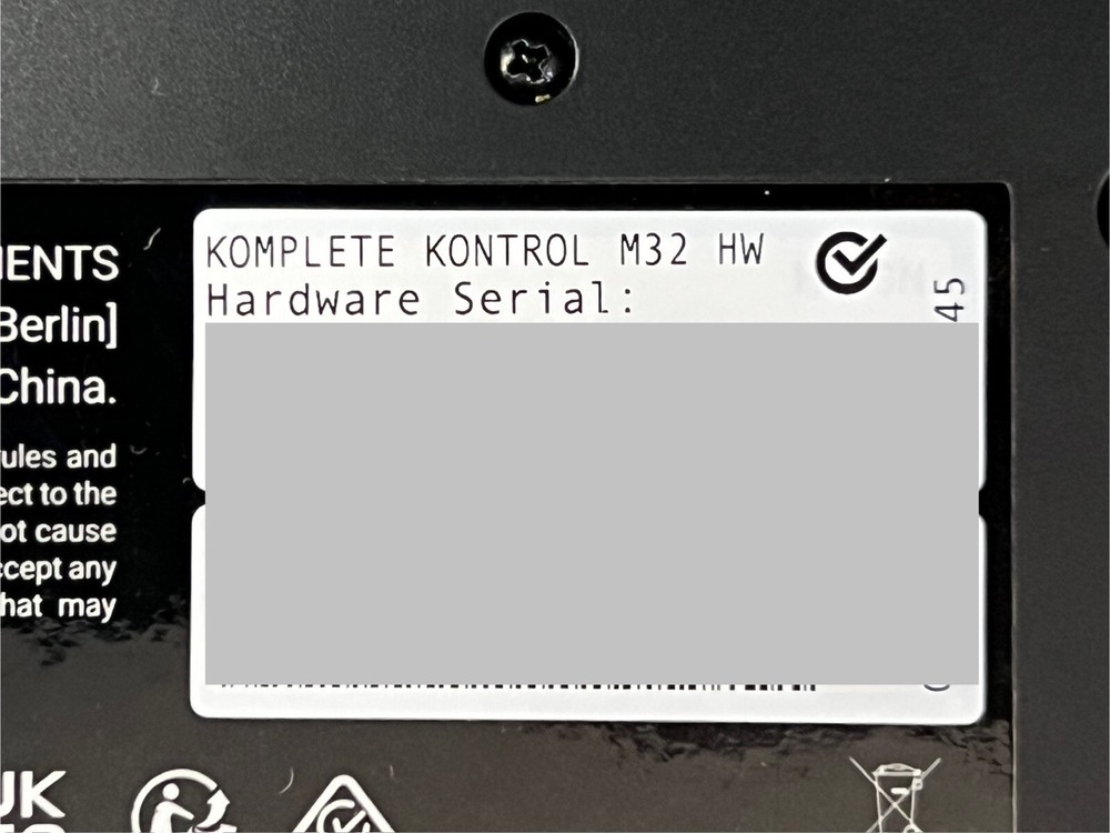 Native Instruments Komplete Kontrol M32 Controller Keyboard + Analog Cases Pulse