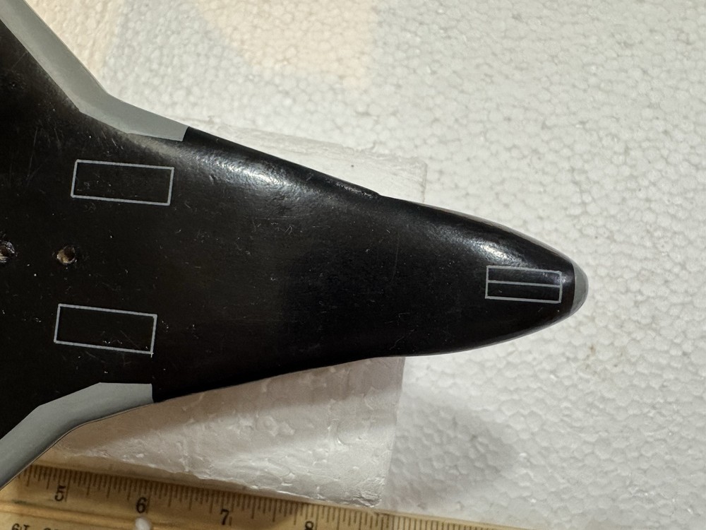 Vintage Space Shuttle Challenger Scale 1/144 Desk Model