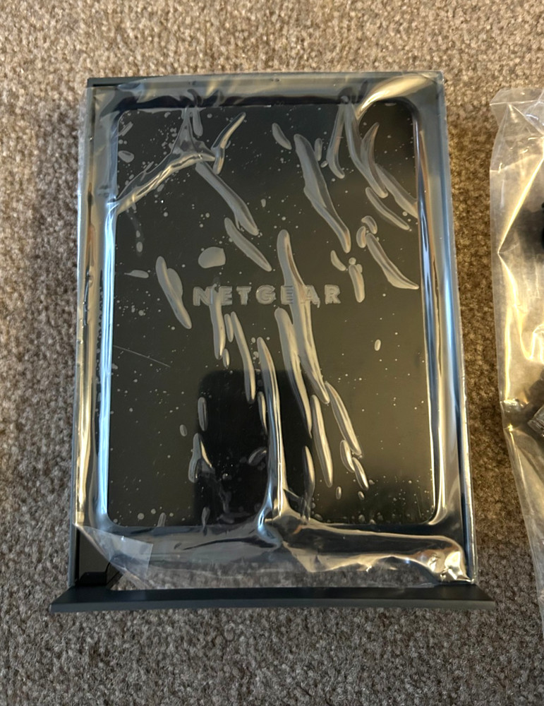 Netgear N300 Wireless Router WNR2000 v3