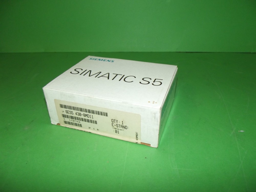 SIEMENS SIMATIC S5 6ES5 430-8MD11 Digital Input Module. Version:01